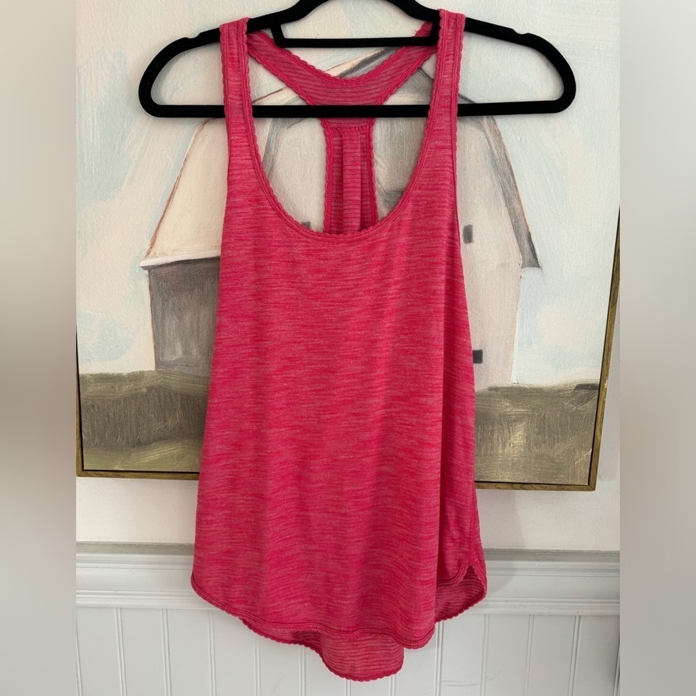 LULULEMON 105 F Singlet Seriously Light Luon Fabric Racerback Tank Berry Pink M - Picture 2 of 6